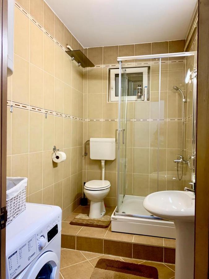 City Center Crown Apartment เบลเกรด ภายนอก รูปภาพ