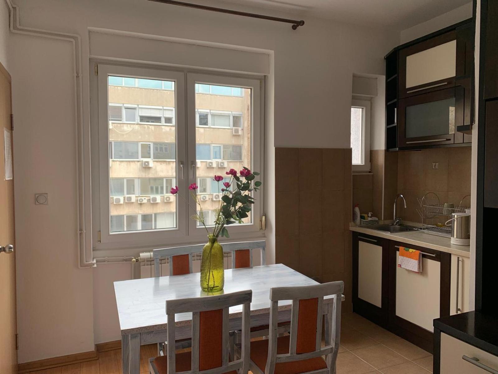 City Center Crown Apartment เบลเกรด ภายนอก รูปภาพ